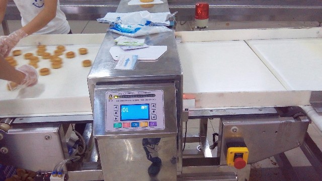 金屬檢測(cè)機(jī)
