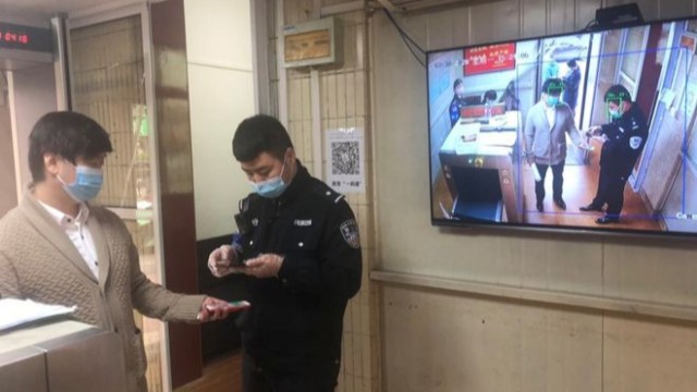 陜西新城法院科技抗疫,紅外線自動體溫檢測儀讓訴訟更高效