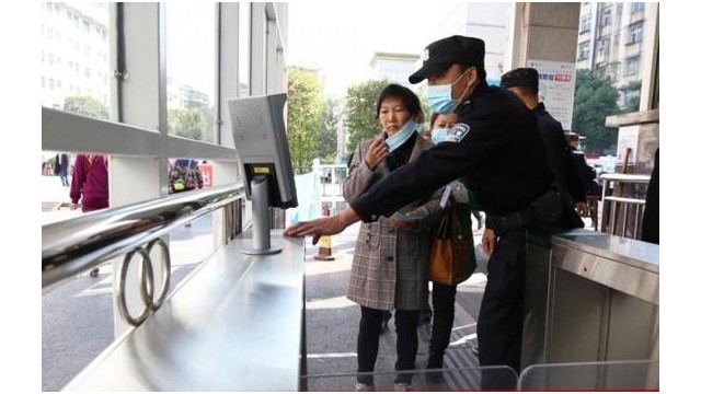 智慧出入測(cè)溫篩查系統(tǒng)簡(jiǎn)化就醫(yī)流程,加強(qiáng)醫(yī)院疫情防控